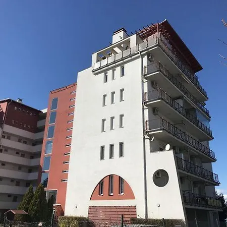 아파트 77 Garzon Apartman *